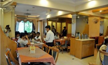 Hotel Deccan Park Пюн Екстериор снимка